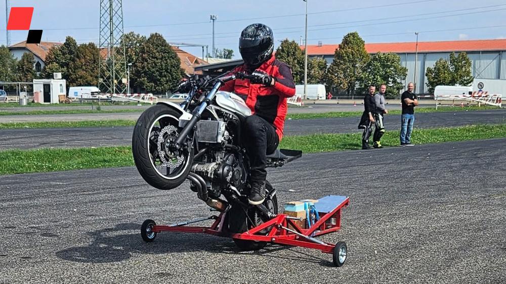Egykerekes motoros tréning - 1.