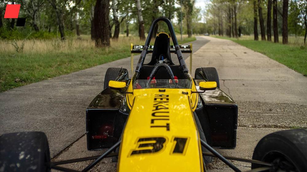 Kétüléses Forma Renault Versenyautó ÉlményAutózás - 2.