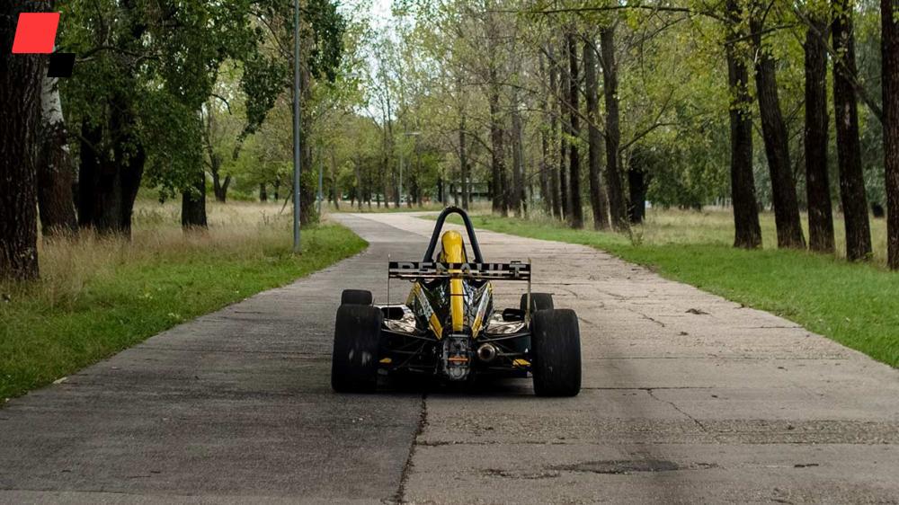 Kétüléses Forma Renault Versenyautó ÉlményAutózás - 3.